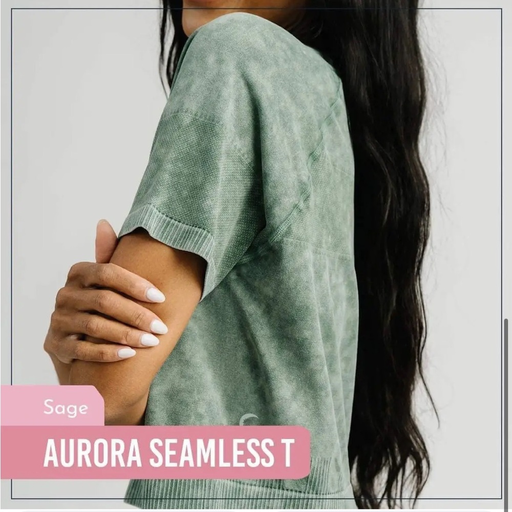 Zyia Sage Green Aurora Seamless T Sz M - Picture 3 of 6